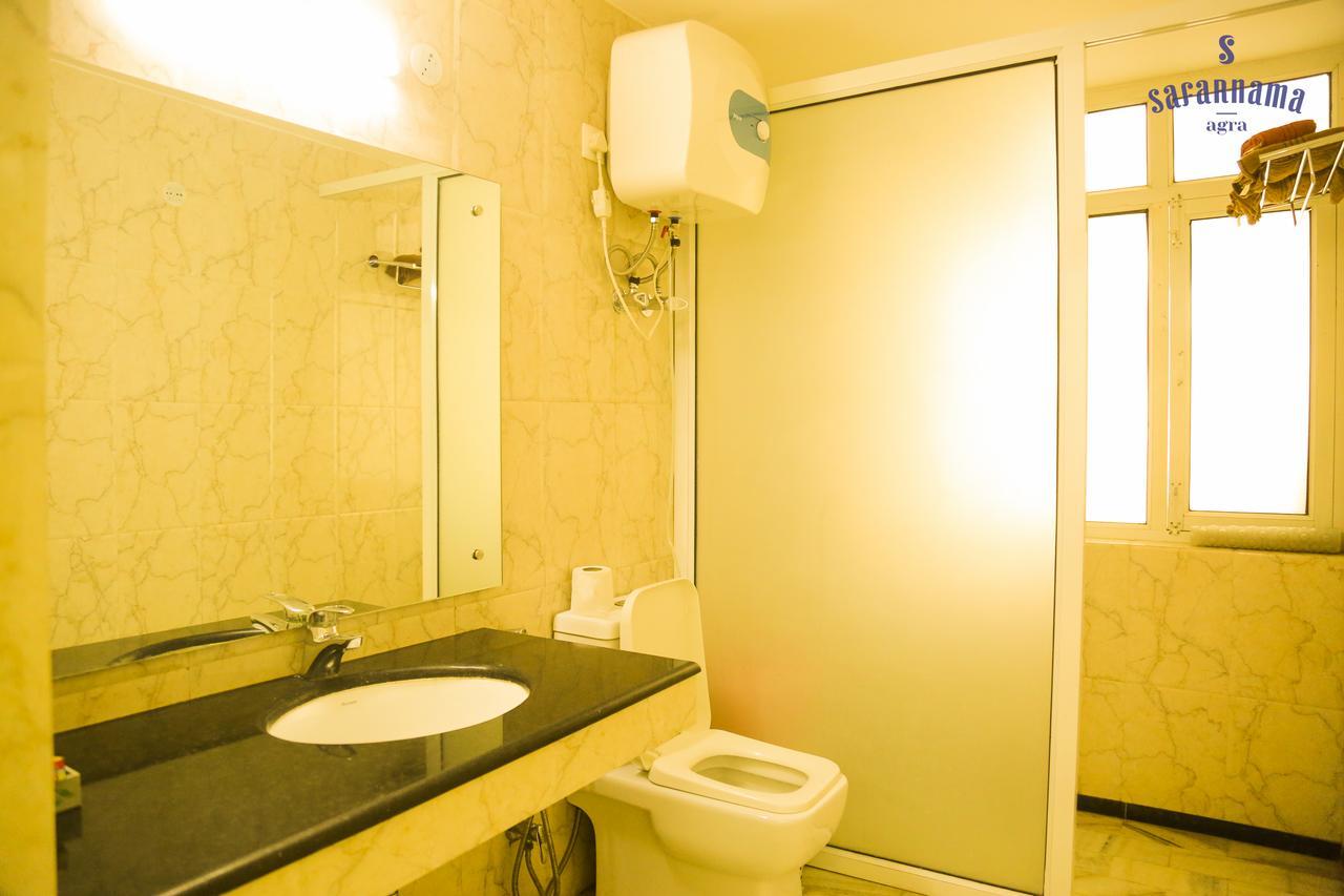 アーグラ Safarnama Agra Bed & Breakfast エクステリア 写真