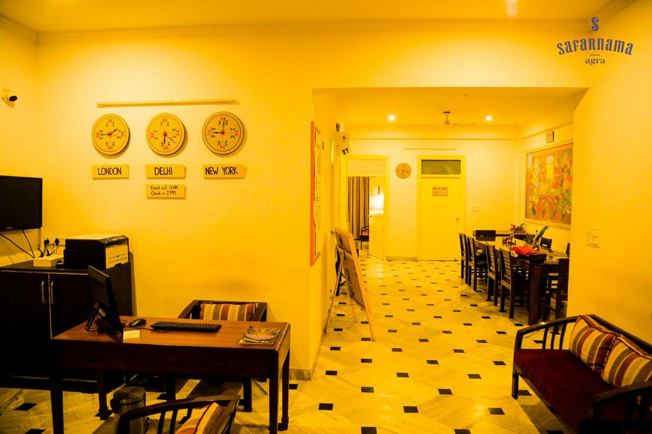 アーグラ Safarnama Agra Bed & Breakfast エクステリア 写真