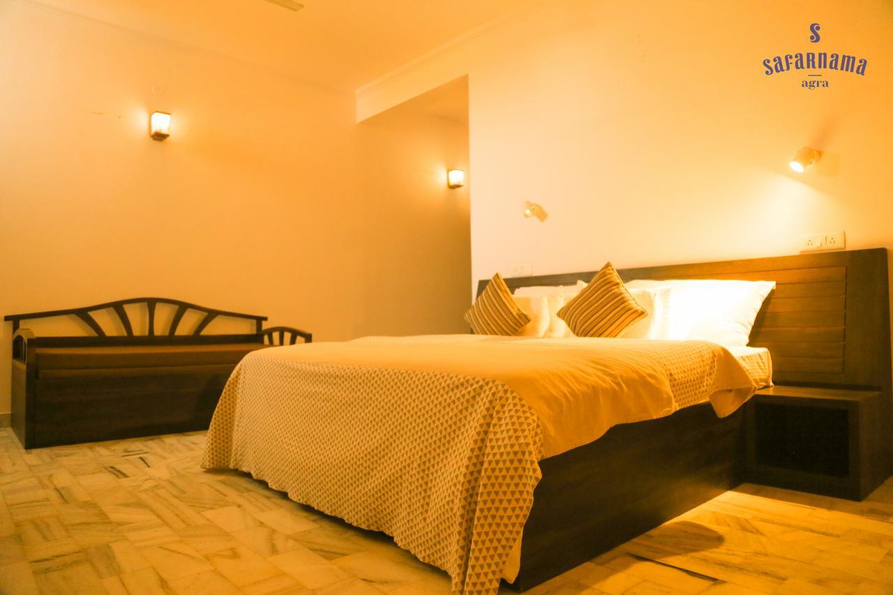 アーグラ Safarnama Agra Bed & Breakfast エクステリア 写真