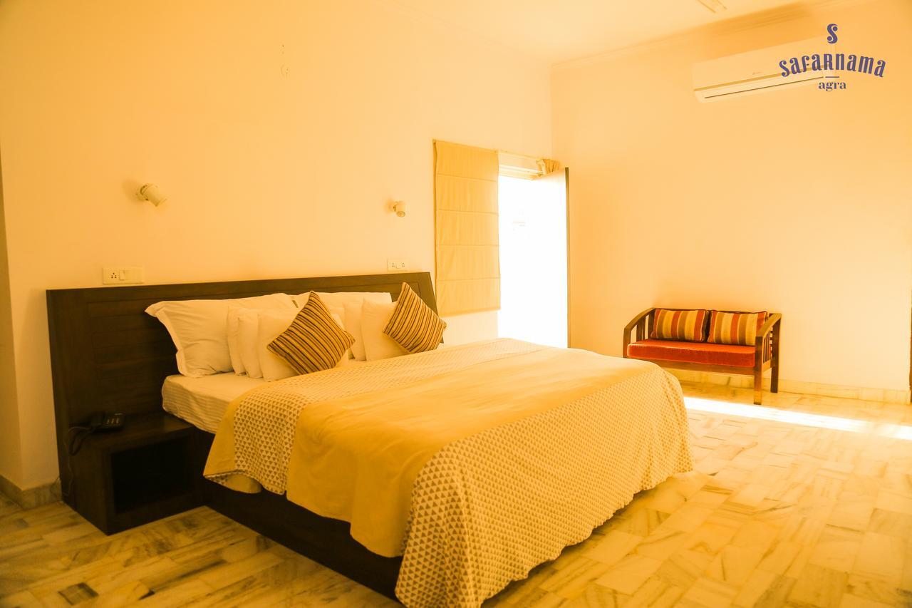 アーグラ Safarnama Agra Bed & Breakfast エクステリア 写真